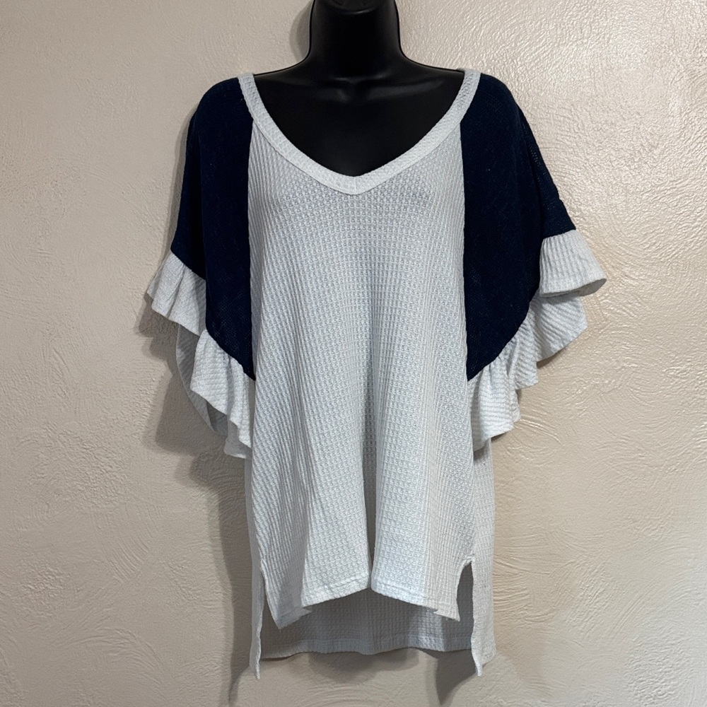Chic White and Navy Women's Blouse 0105